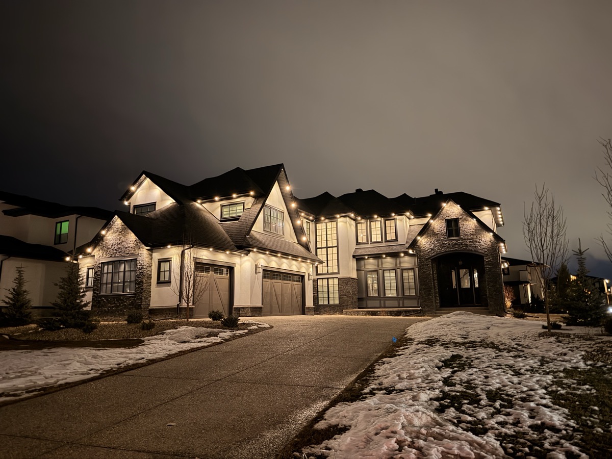 Starise permanent lighting on a large home