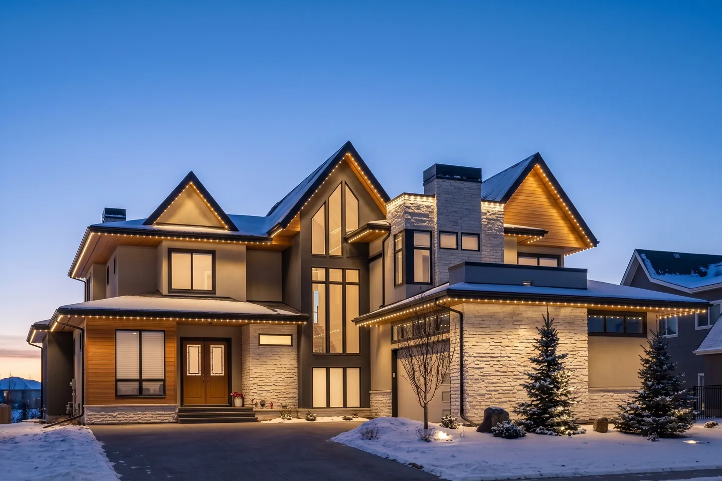 The same home in warm white permanent lighting