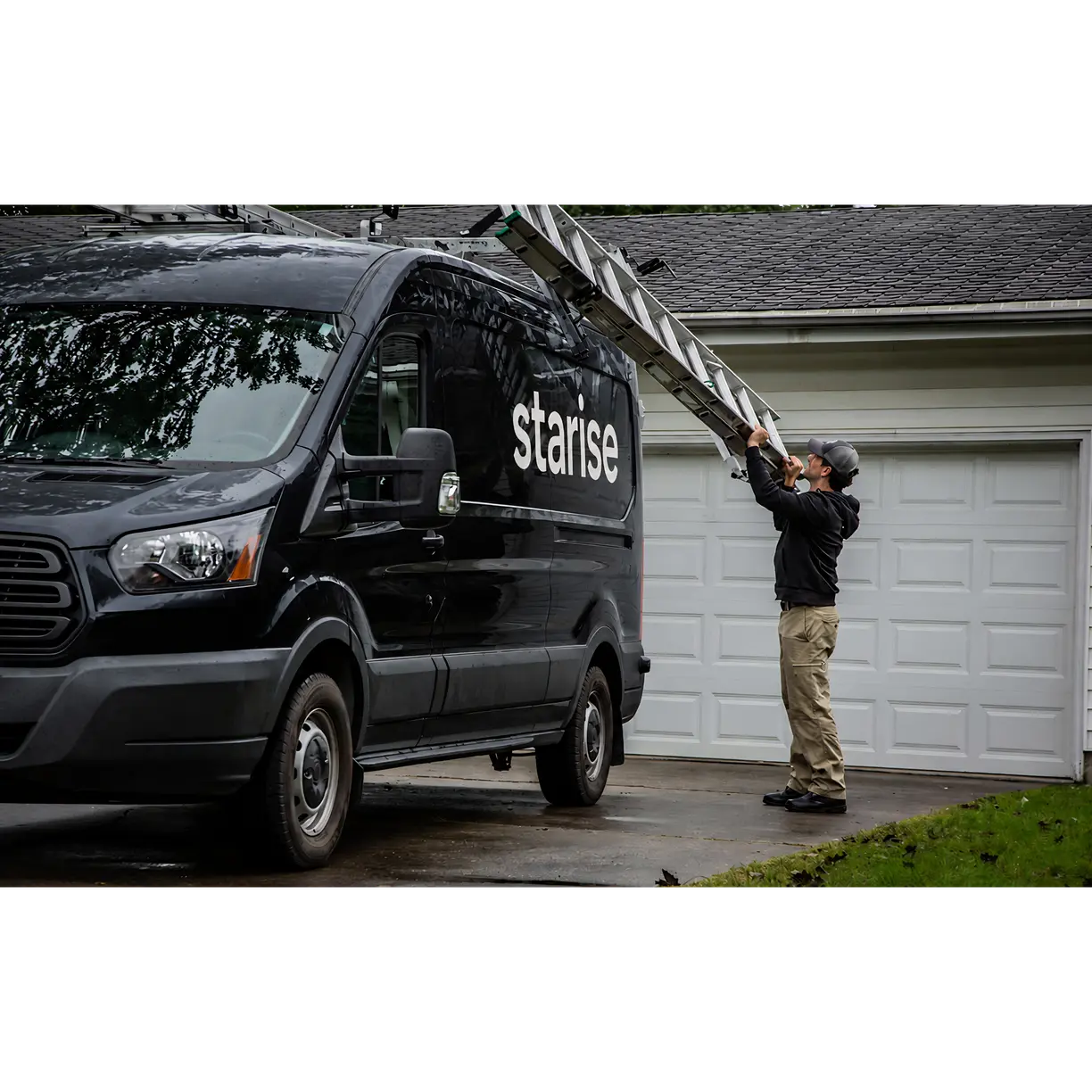 Starise installation day — services hero